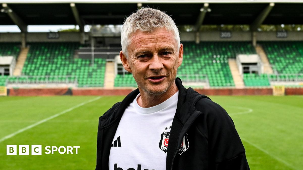 Ole Gunar Solsjer Irlandiya terma jamoasi lavozimi bo‘yicha «yaxshi suhbatlar» o‘tkazganini aytdi