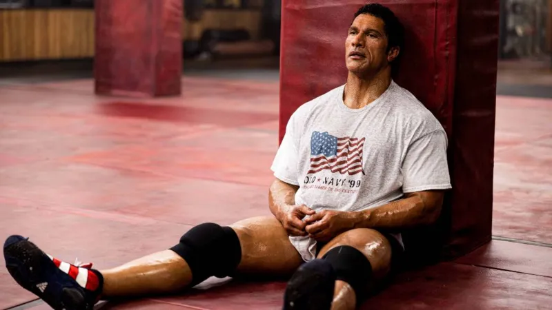 “The Smashing Machine”dagi UFC jangchisi Mark Kerr rolidagi Dwayne Johnsonga Oscar nominatsiyasi kutilyapti