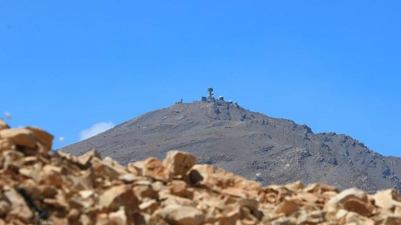 Syria accuses Israel of air strikes in central and western provinces