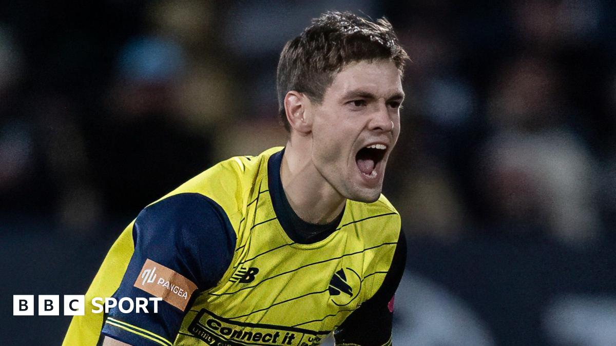 Англия в Ирландии 2025: Скотт Керри включён в состав на T20 вместо Сакиба Махмуда