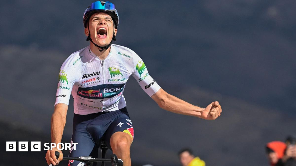 Джулио Пеллиццари выиграл 17-й этап Вуэльты Испании; Пидкок второй, Вингегорд усилил лидерство