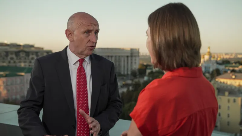 Birlashgan Qirollik va ittifoqchilar tinchlik bitimidan oldin va keyin Ukrainani qo‘llab-quvvatlashga tayyor