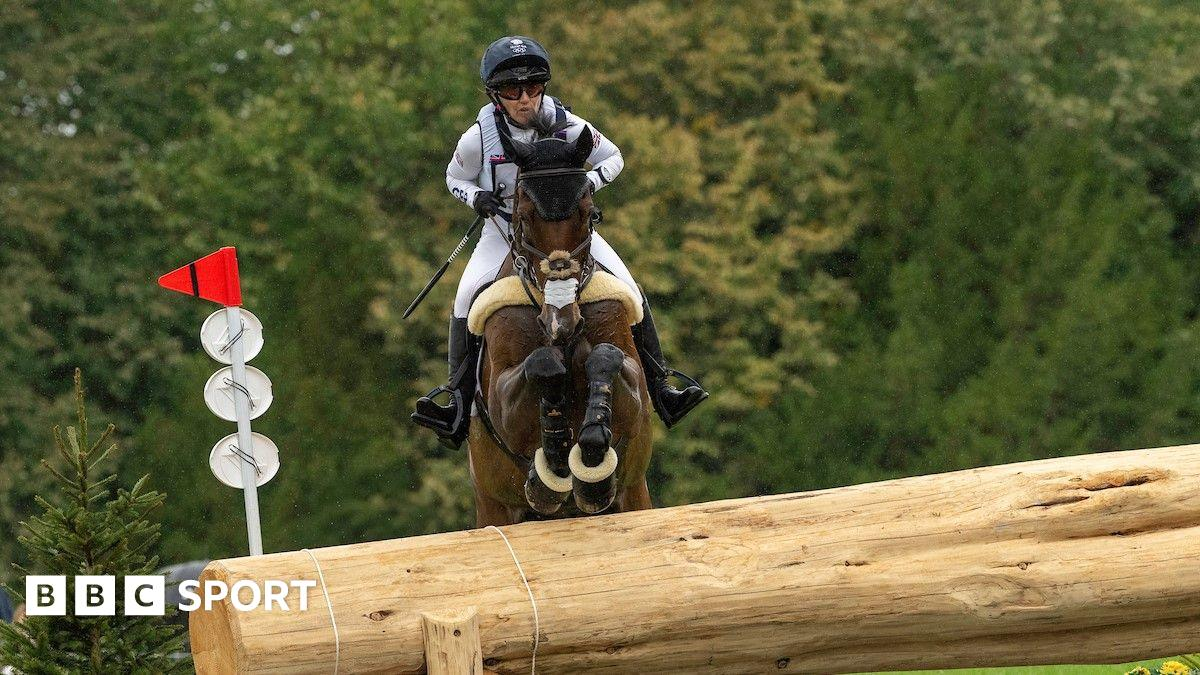 Лора Коллетт выиграла индивидуальное золото чемпионата Европы по троеборью на Бленхеймском дворце