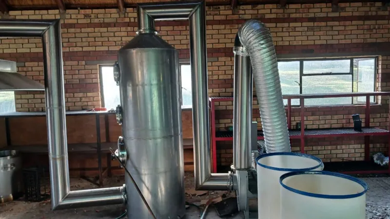 Polisi Afrika Selatan Bongkar Laboratorium Kristal Metamfetamin Senilai $20 Juta