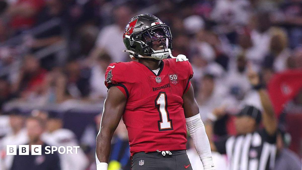 НФЛ: Рачаад Уайт решает исход матча «Тампа-Бэй» — «Хьюстон» 20:19