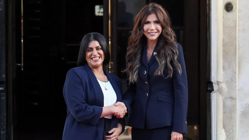 UK to suspend visas for countries refusing migrant returns