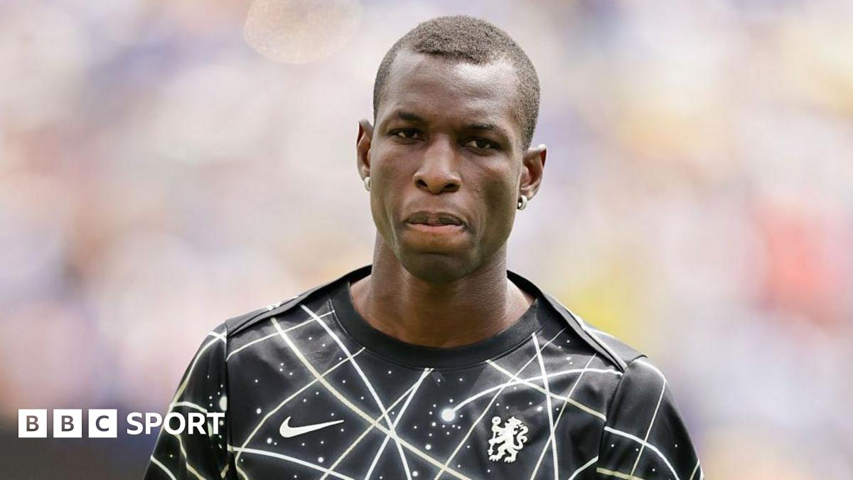 Chelsea forward Nicolas Jackson joins Bayern Munich on loan with obligation to buy