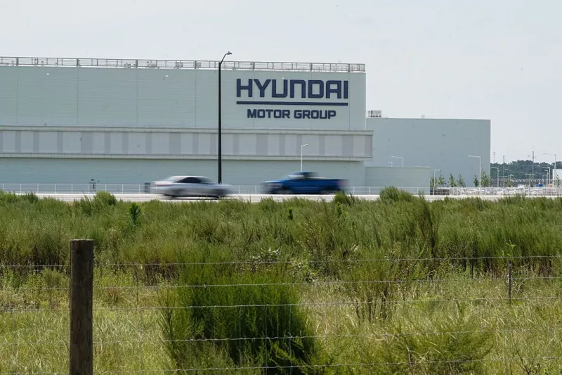 Hyundai Warns Immigration Raid Will Delay New US Plant Opening