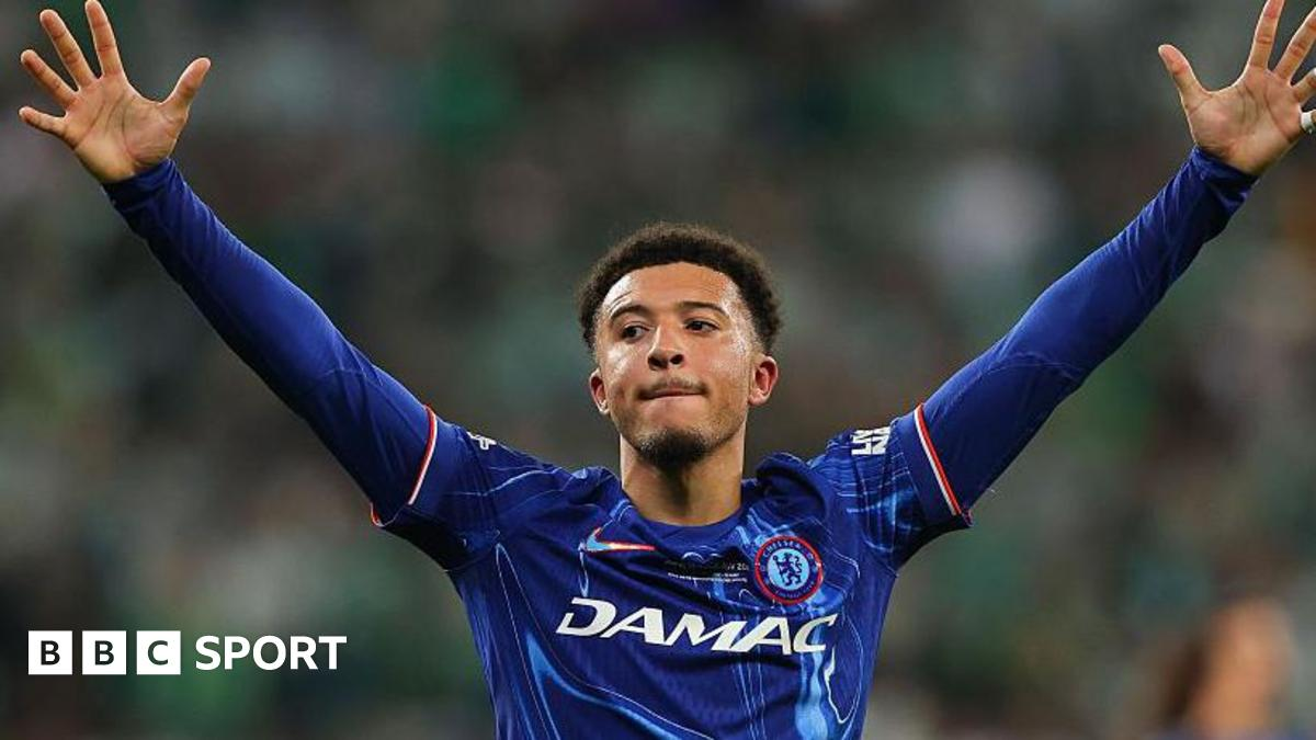 Aston Villa Explores Move for Manchester United Winger Jadon Sancho