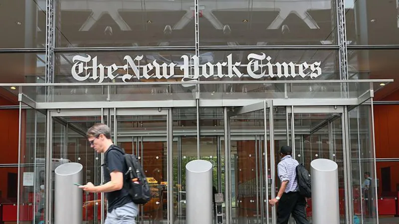 Суд отклонил иск Трампа на $15 млрд против New York Times