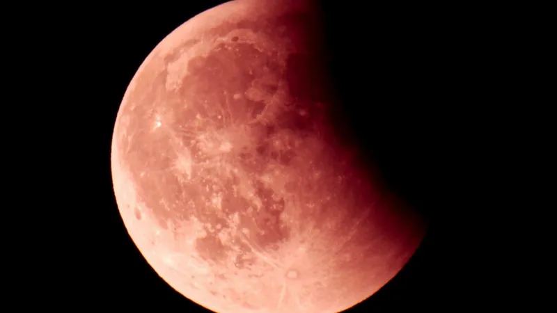 Blood Moon Shines Over Southern England