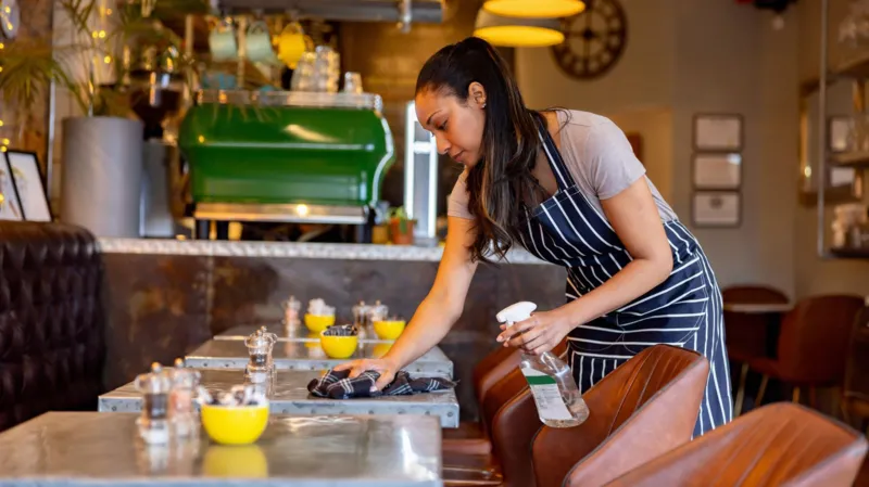 UK economy stalls in July after June expansion