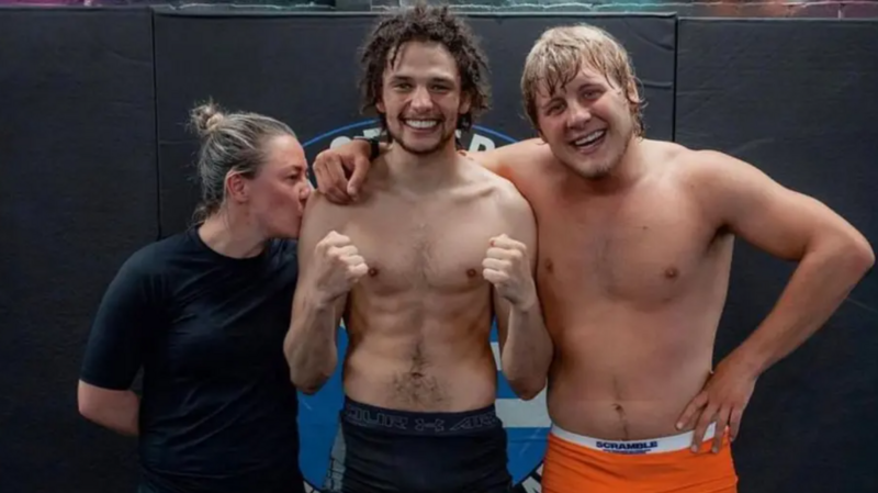 UFC: Yetti yil qochgan Shem Rok endi UFC debyutini qilmoqda