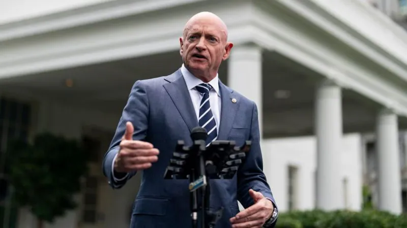 Pentagon opens review into misconduct allegations against Senator Mark Kelly amid calls to refuse unlawful orders