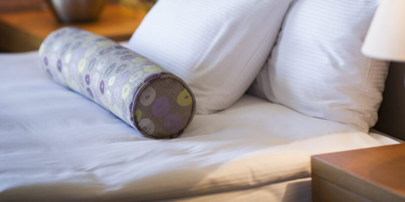 Cylindrical roll pillow