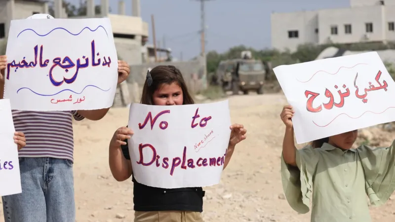 Палестинцы из лагерей беженцев на Западном берегу остаются в подвешенном состоянии после продолжающихся израильских сносoв
