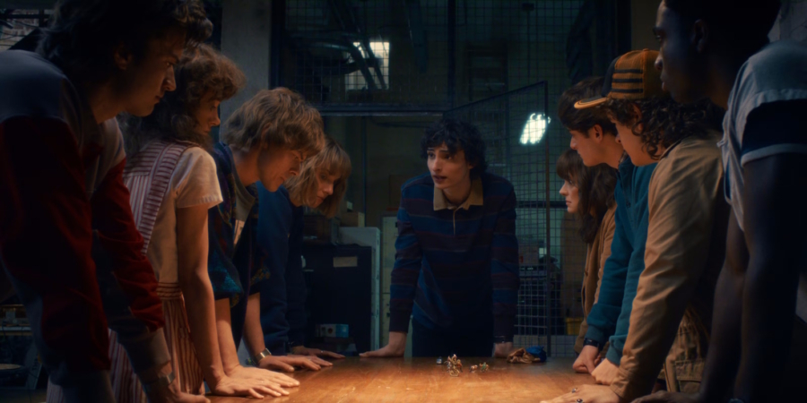 Кадр из сериала «Очень странные дела» Кадр из 5-го сезона сериала «Очень странные дела»