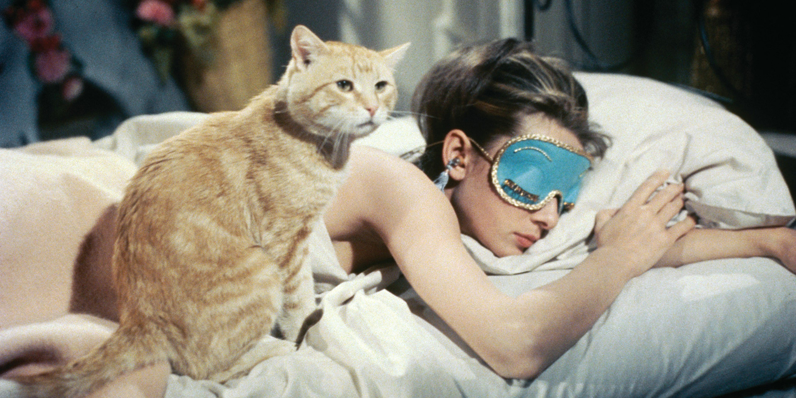 9 Surprising Things Your Brain Does While You Sleep