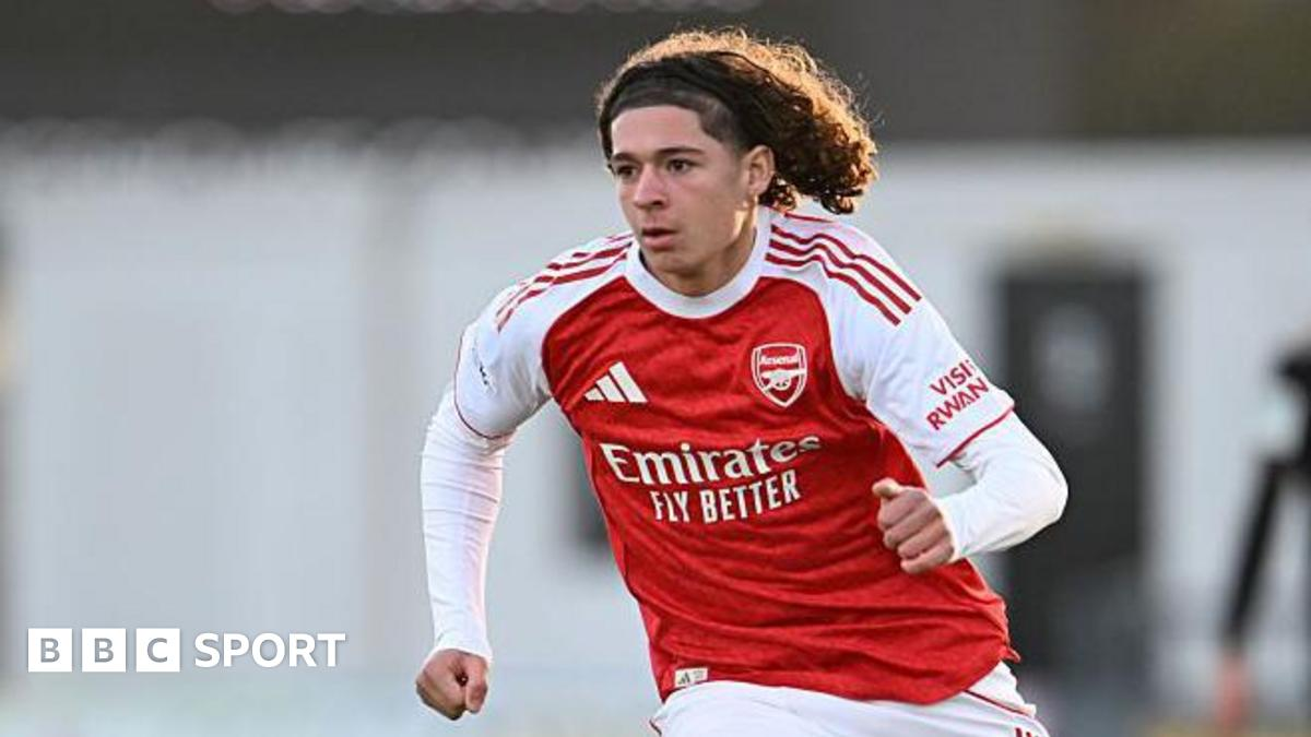 Arsenal's 13-year-old Luis Munoz becomes youngest UEFA Youth League player