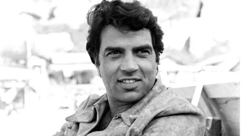 Dharmendra: Bollywoodning 'He-Man' nomli yulduzi 89 yoshida vafot etdi — uning ijodi va merosi