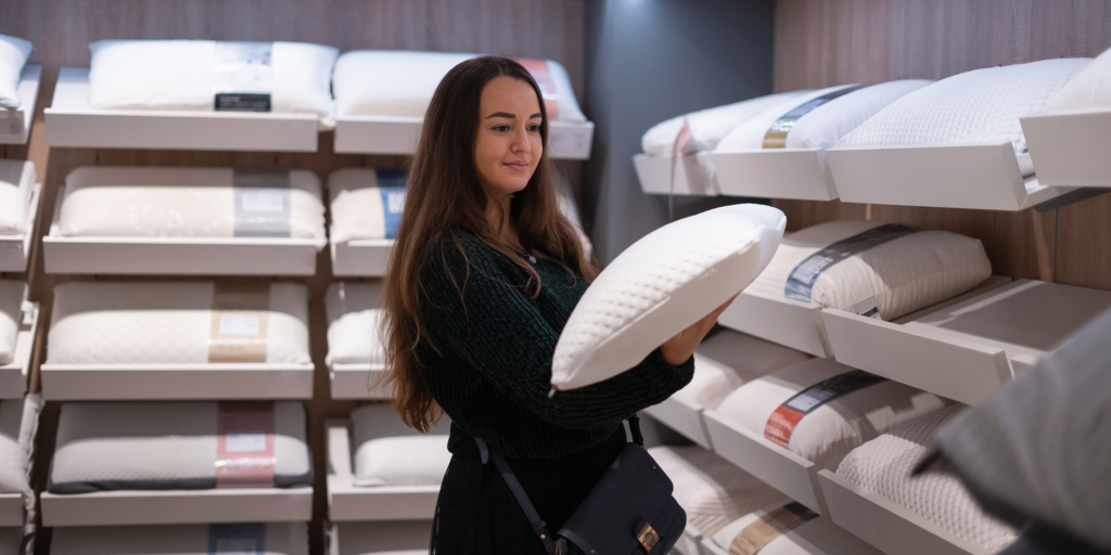 How to Choose a Pillow for Comfortable, Restful Sleep