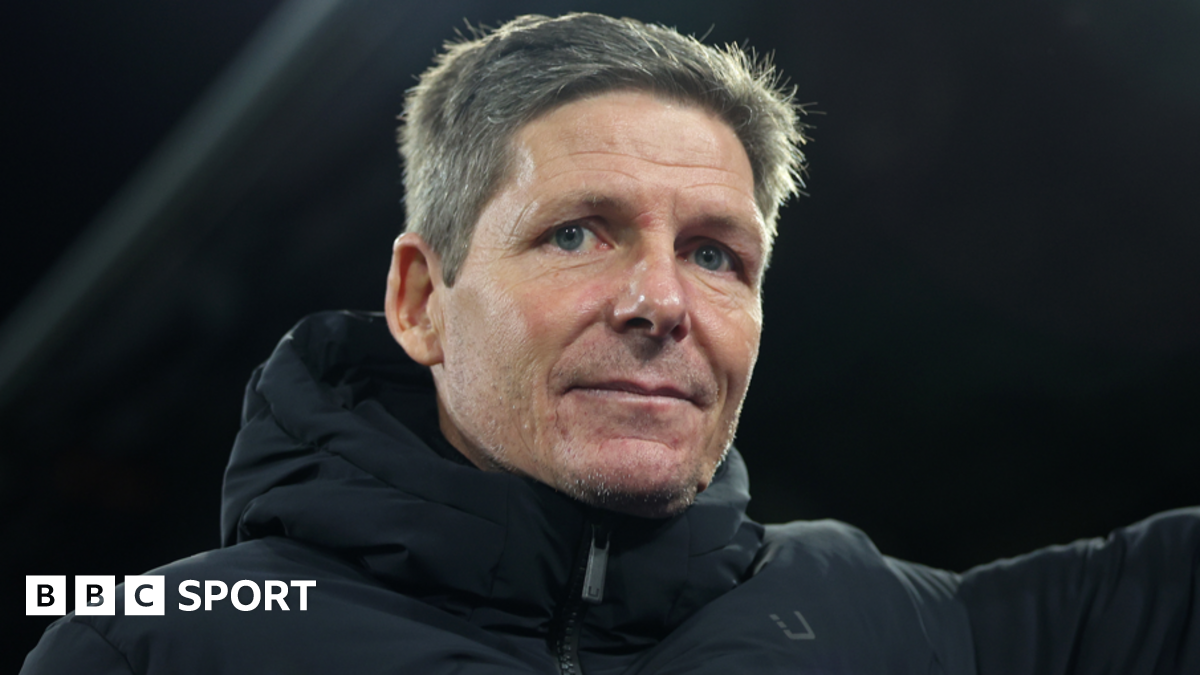 Oliver Glasner Keeps Crystal Palace Guessing as Games Pile Up