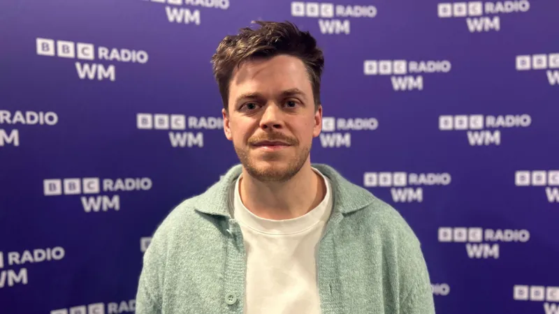 Ben Ibbot Shine TV ishlab chiqaruvchisi