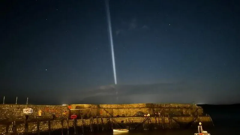 Pillar of light in UK skies linked to Chinese rocket test flight